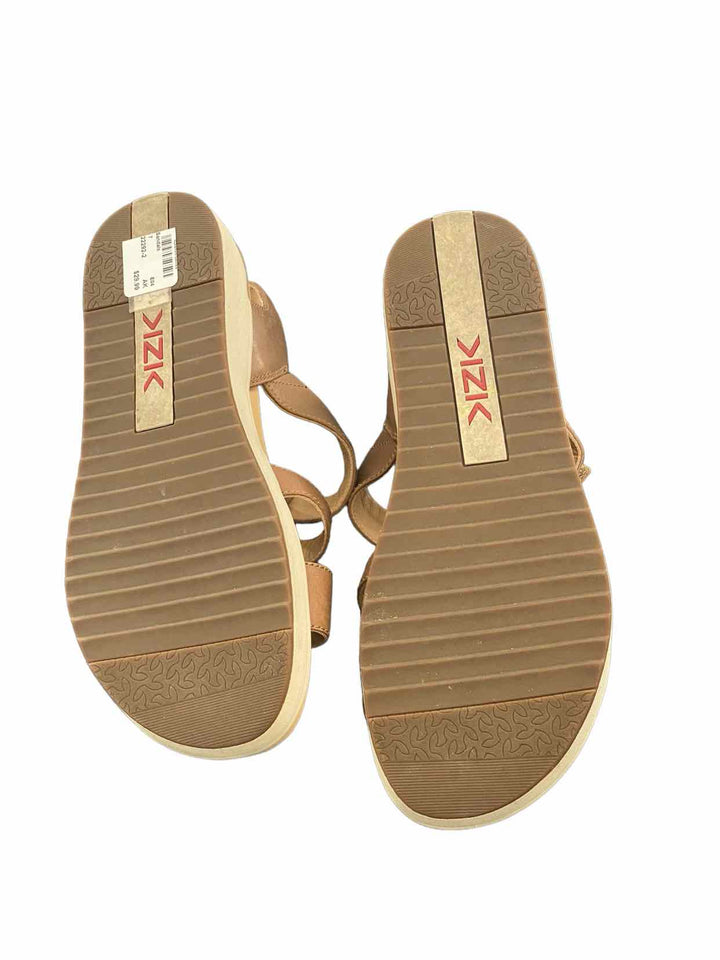 Kizik Shoe Size 7 Brown Sandals