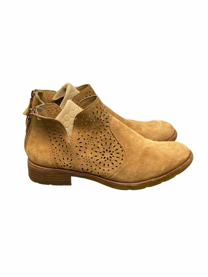 Sofft Shoe Size 9 Tan Leather Boots(Ankle)