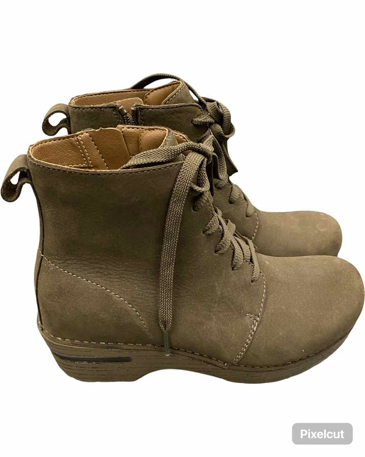 Dansko Shoe Size 36 Brown Leather NWOT Sigourney Boots(Ankle)