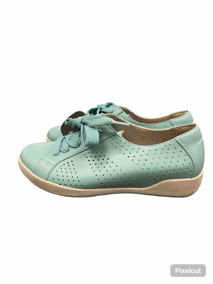 Dansko Shoe Size 37 Blue Leather Orli Sneakers