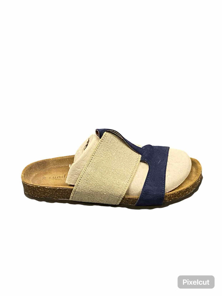 Sundance Shoe Size 9 Beige Sandals