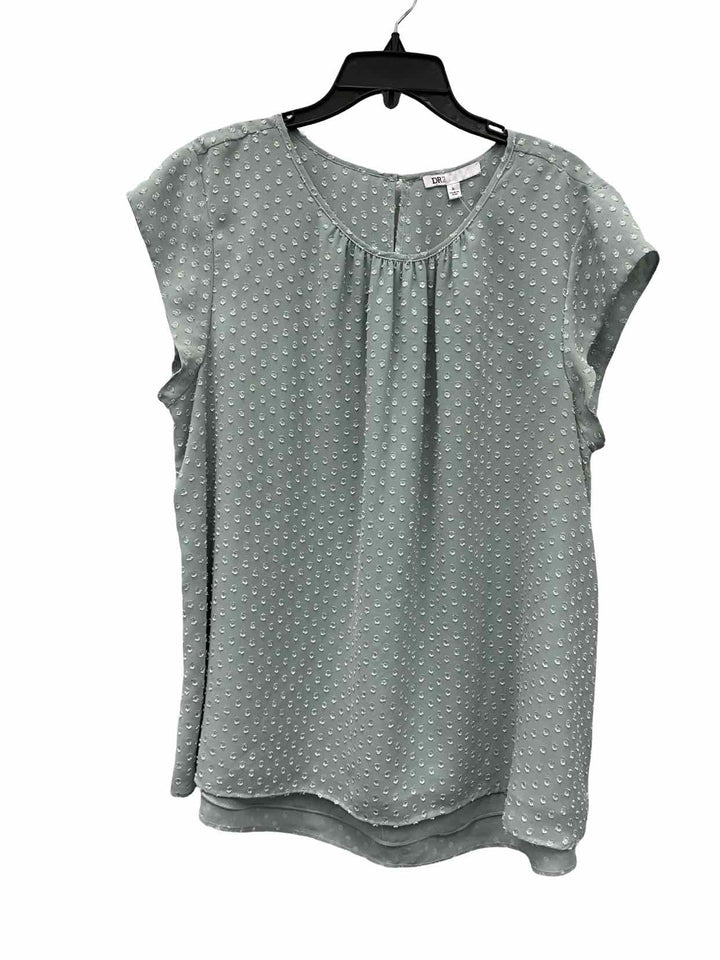 DR2 Size XL Green Short Sleeve Shirts
