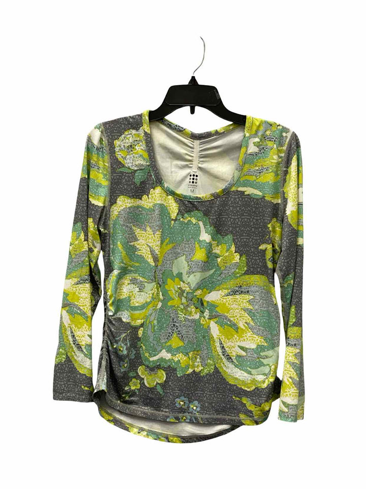 Title Nine Size M Green Floral Long Sleeve Shirts