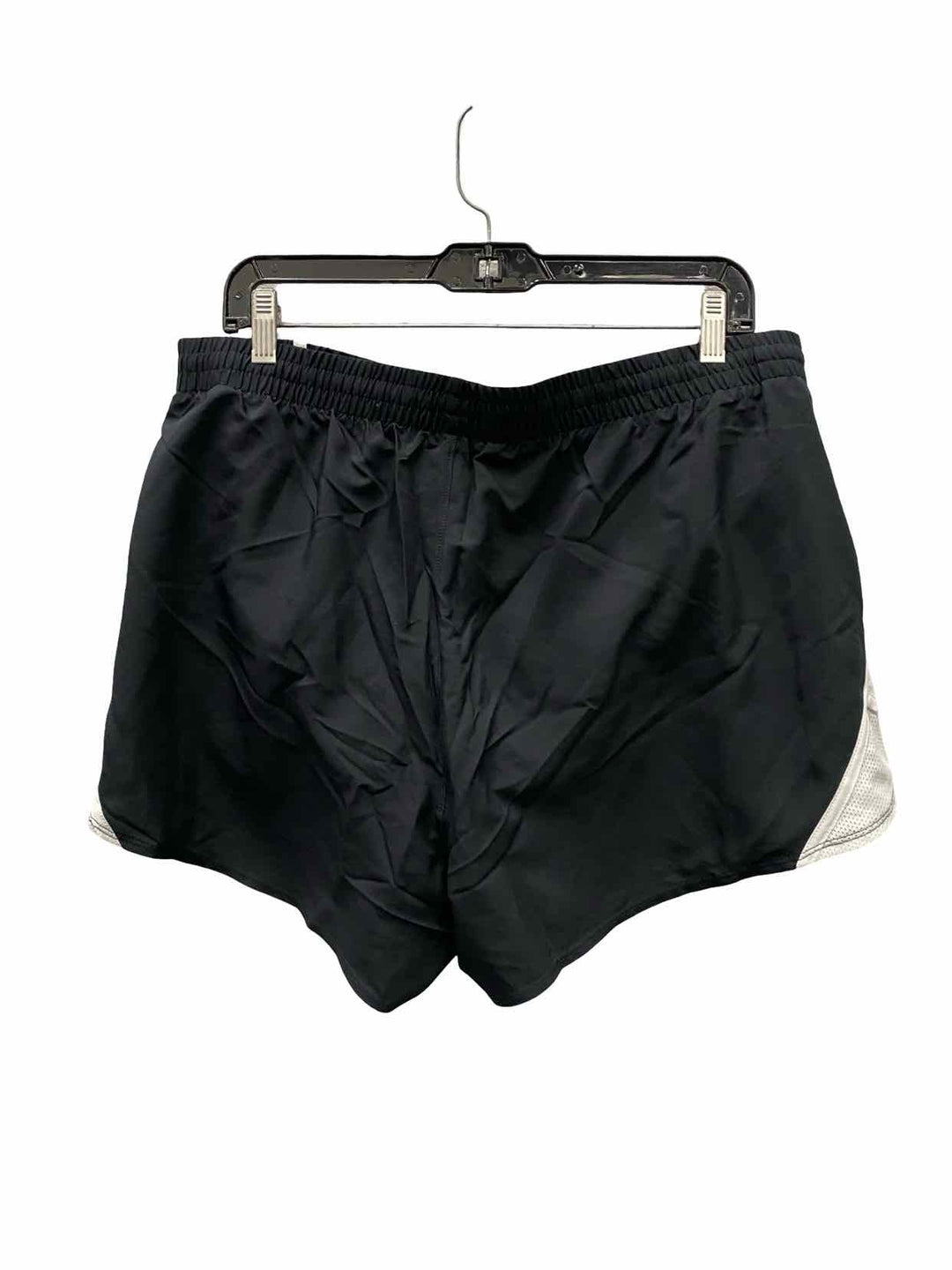 Under Armour Size XL Black White Athletic Shorts