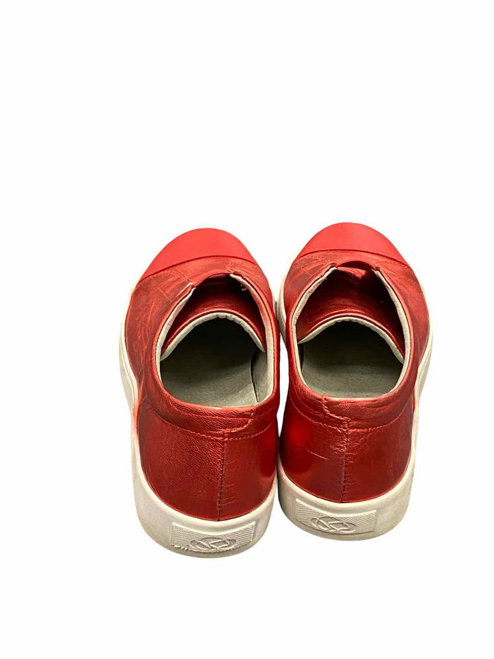 CLOUD Shoe Size 38 Red Leather Elana Sneakers
