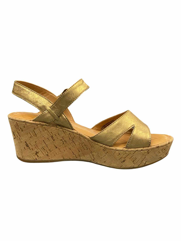 Born Shoe Size 9 Gold Wedge Sandals