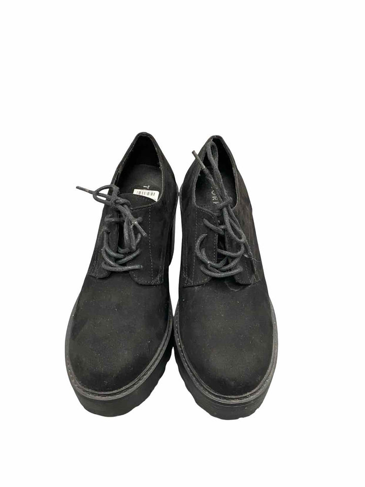 Torrid Shoe Size 8 Black Block Oxford Heels
