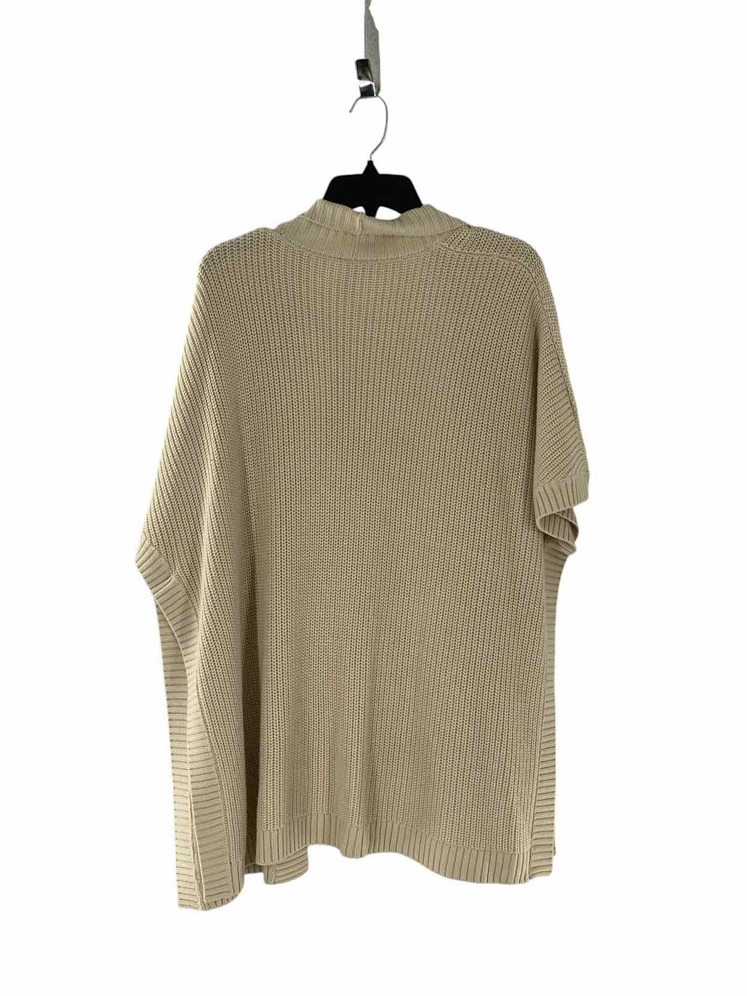 Wynne Layers Size M/L Cream Sweater