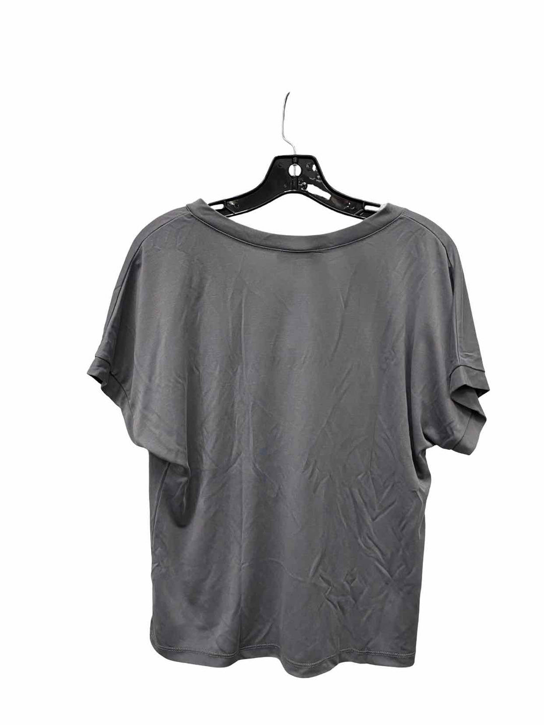 The LINE of style Size M Gray Short Sleeve Shirts