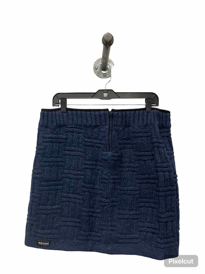 Everest Size L Blue Knit Skirt
