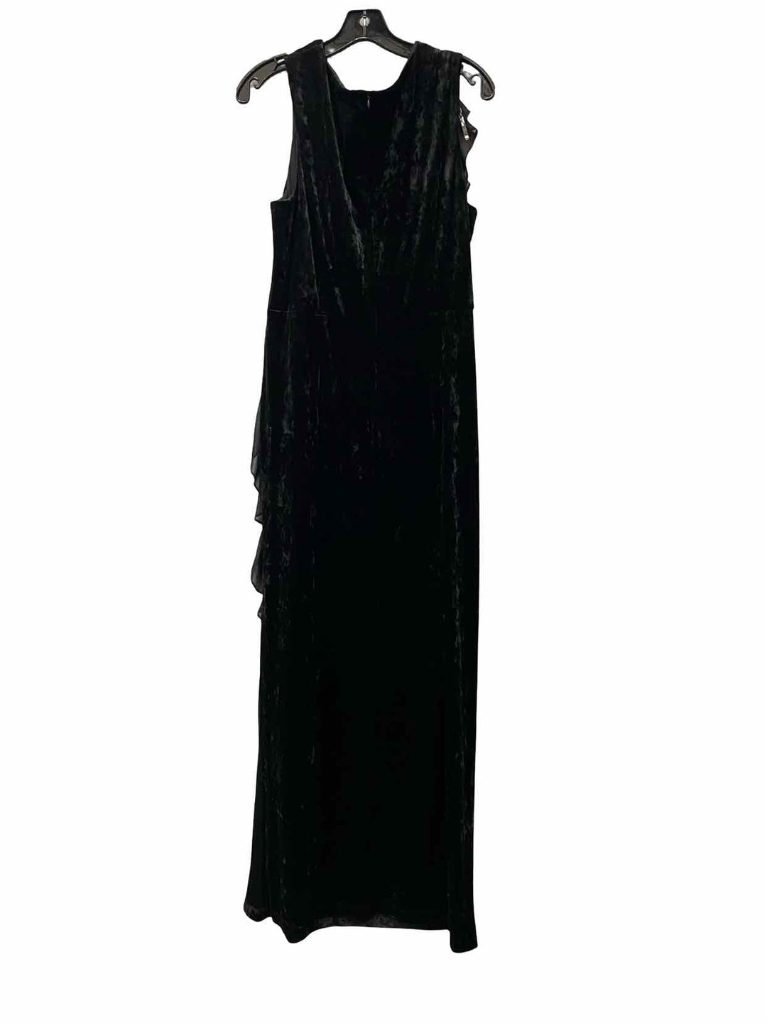 Connected Size 14 Black Velour Formal Dress(Long)