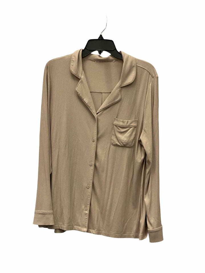 The Company Store Size L Light Brown Long Sleeve Shirts