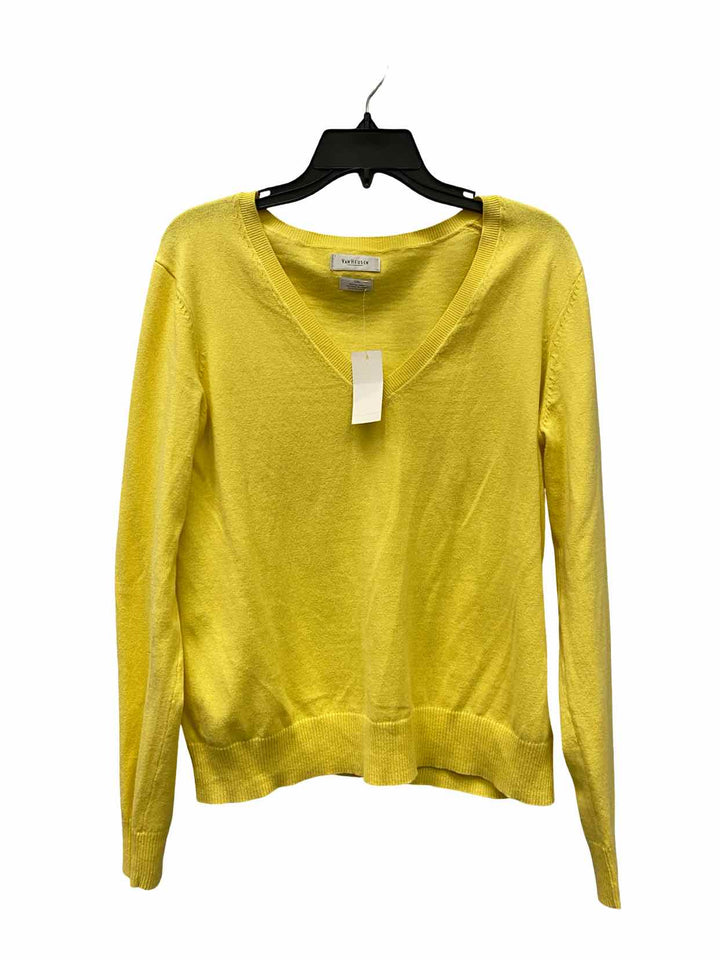 Van Heusen Size L Yellow Sweater