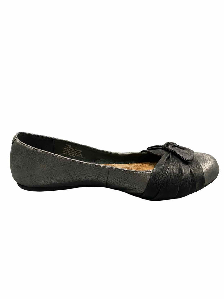 Born Shoe Size 9 Grey Metallic Leather Molly Flats