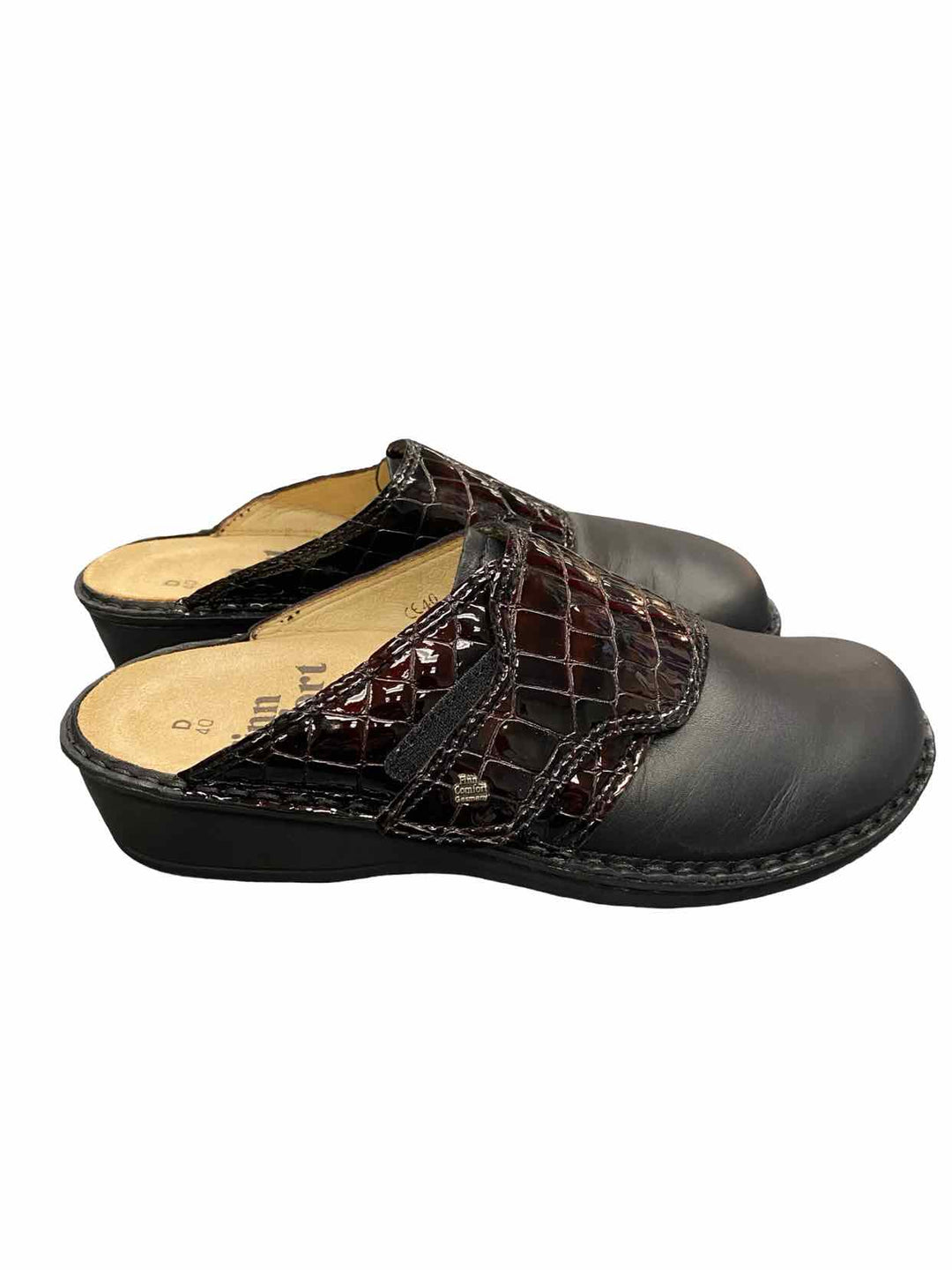 Finn Comfort Shoe Size 40 Black Crocodile Embossed Aussee Clogs
