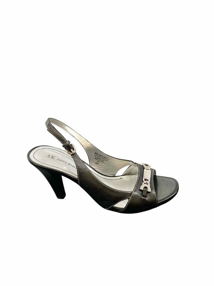 Anne Klein Shoe Size 8 Black Leather Heels