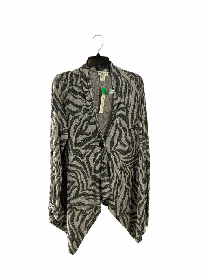 Studio B by Bobeau Size L Grey tiger stripe NWT Sweater