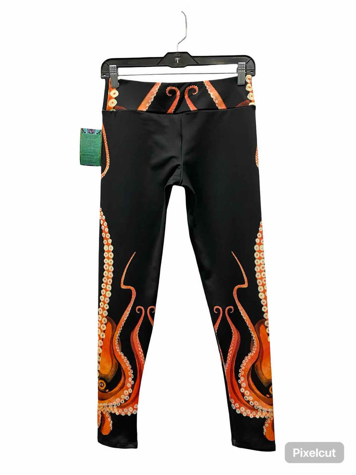 Love From Alaska Size M Black Orange Print Athletic Pants