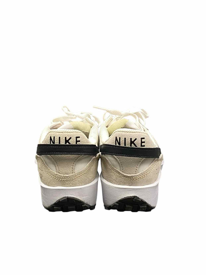 Nike Shoe Size 8 Cream Waffle Debut Sneakers