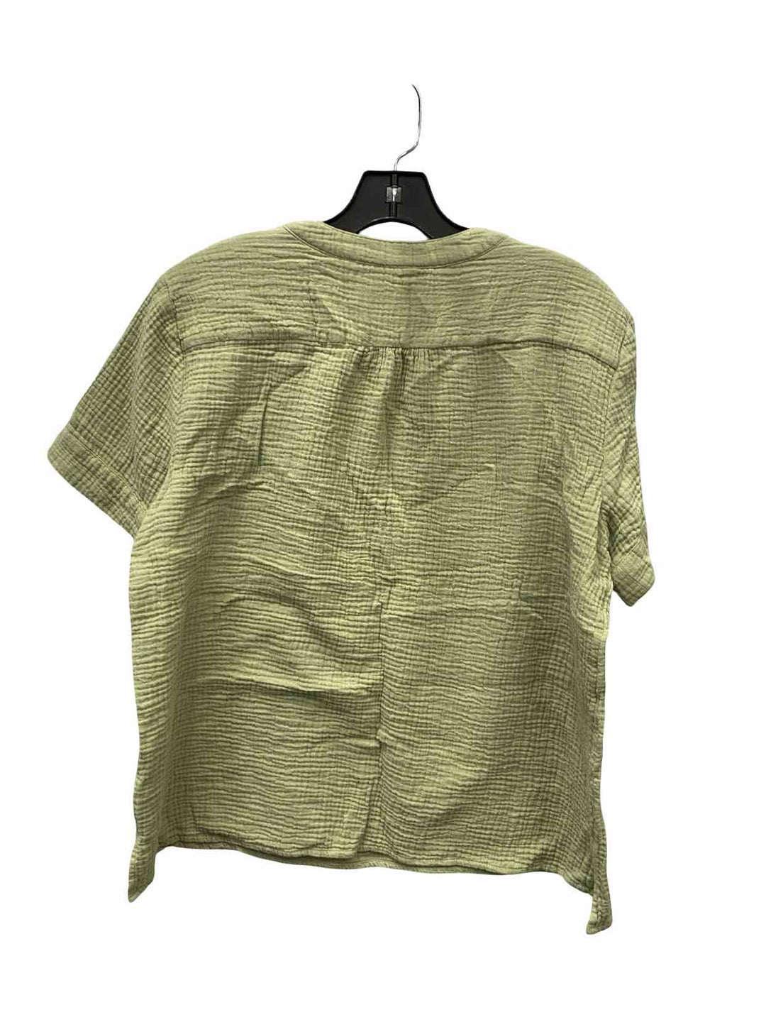 J Crew Size L Green 100% cotton Short Sleeve Shirts