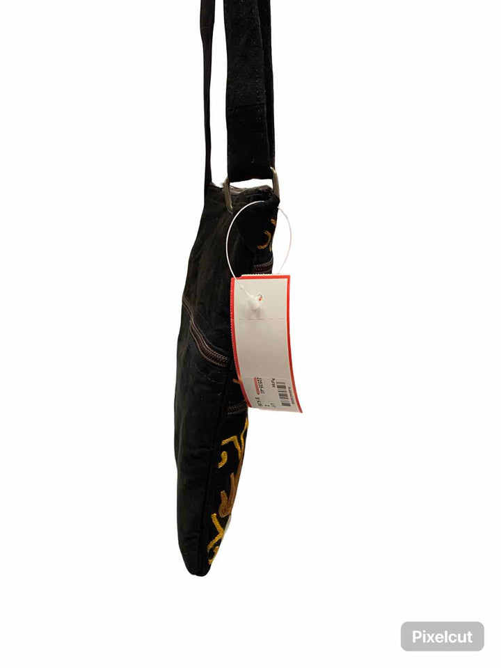 Black Embroidered Floral Purse