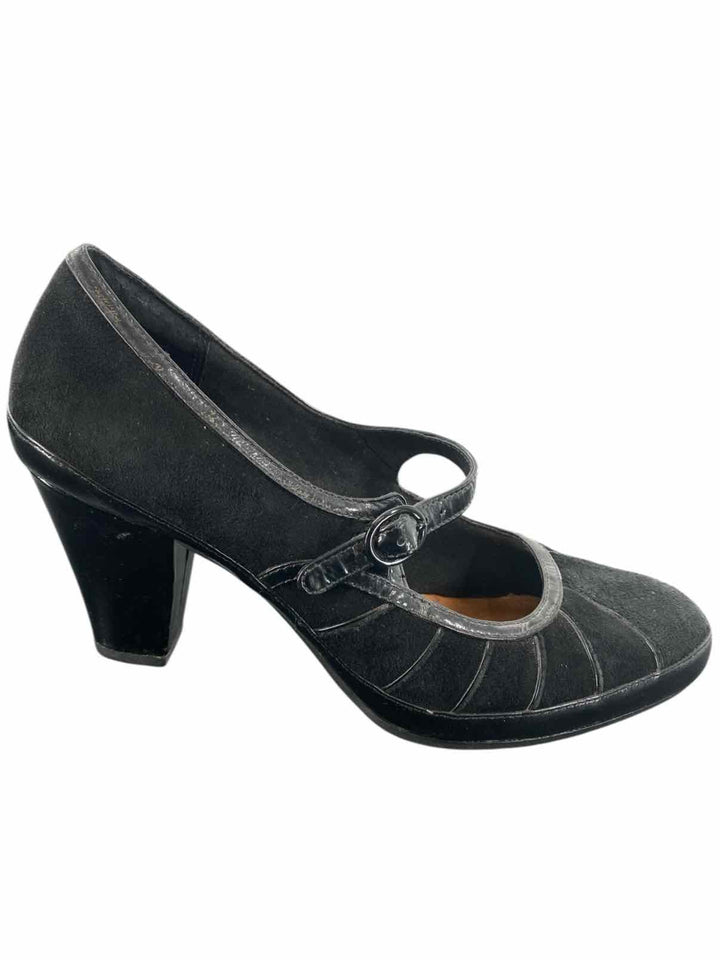 Clarks Shoe Size 8 Black Leather Heels