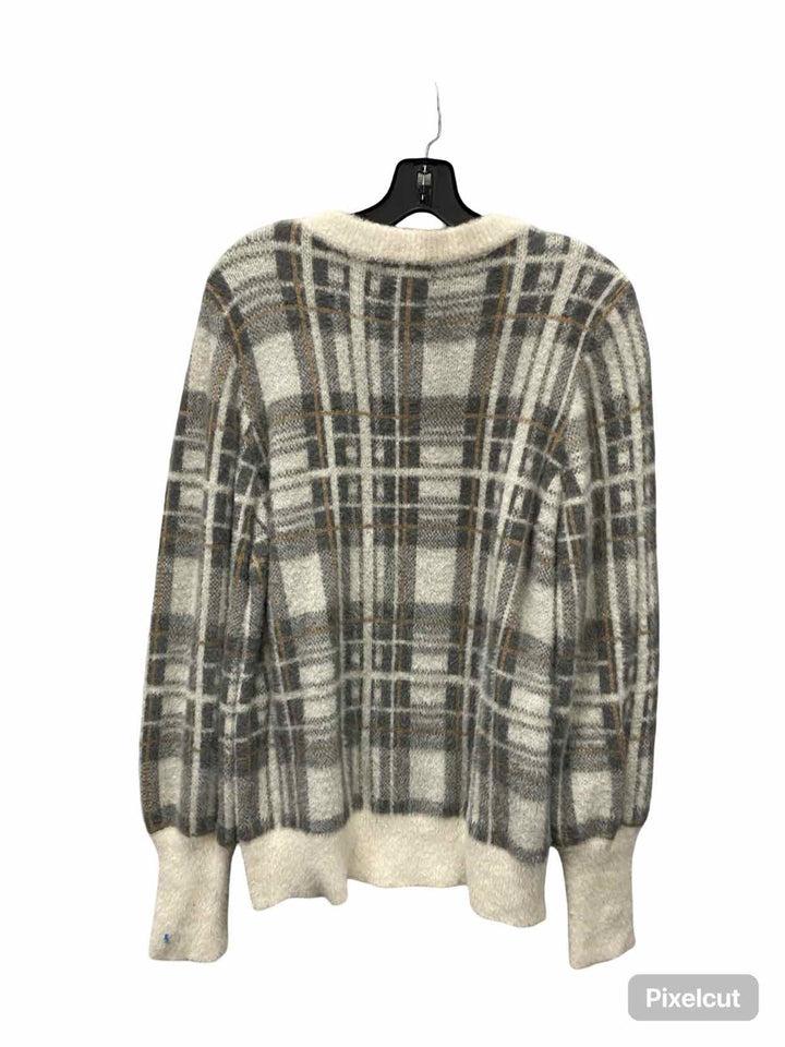 EVEREVE Size M White Gray Plaid Sweater