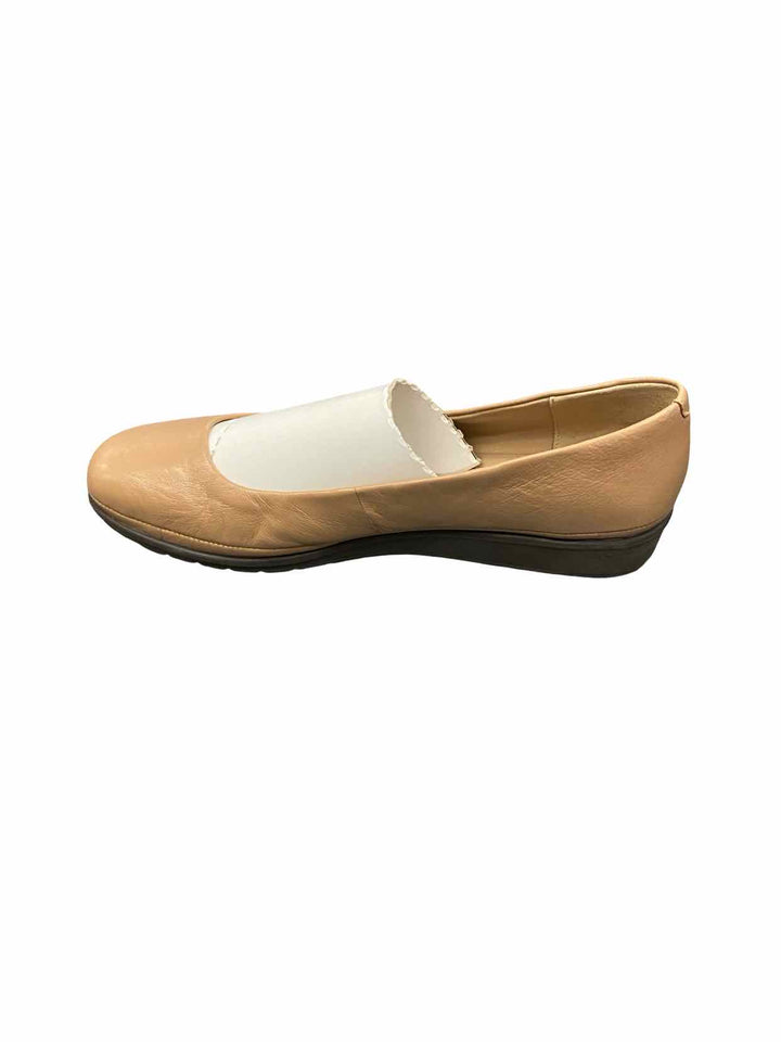 Easy Spirit Shoe Size 8 Beige Leather Jazzy Flats