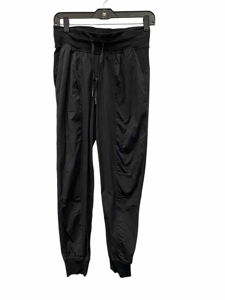 Lululemon Size 4 Black Athletic Pants