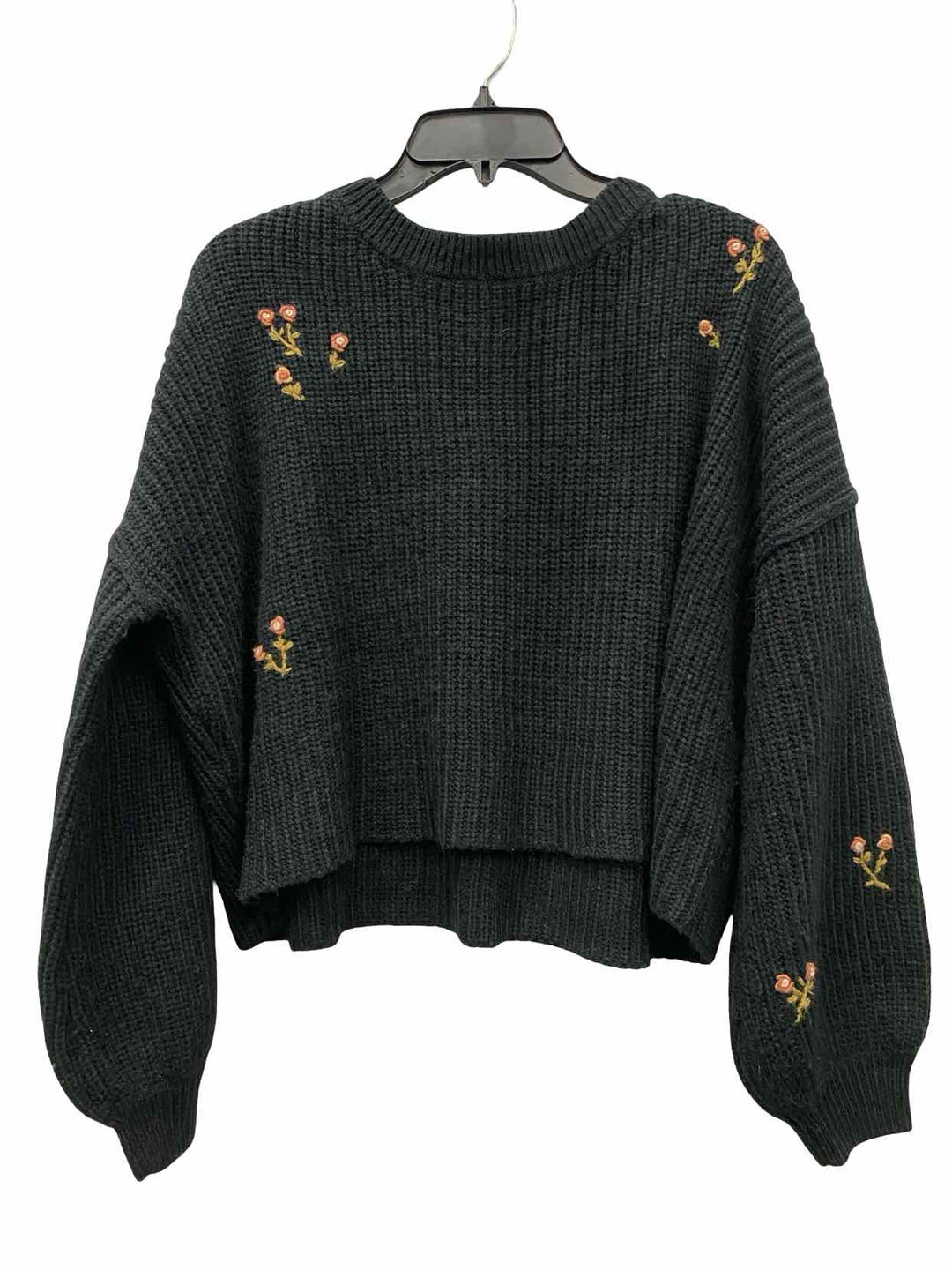 SALTWATER LUXE Size M Black Embroidered Sweater