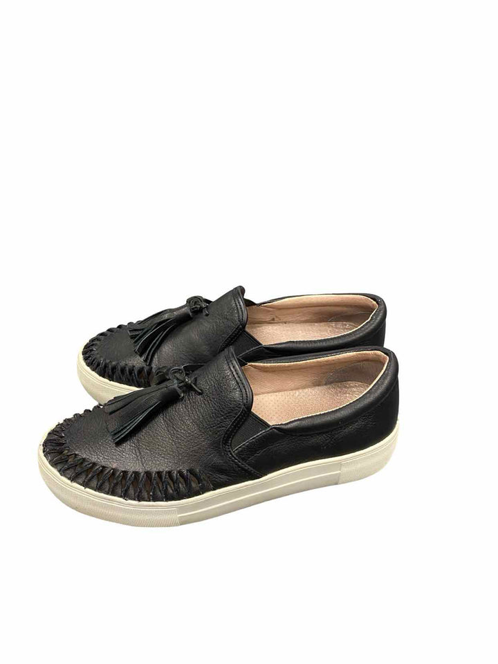 J/Slides Shoe Size 7 Black White Leather Sneakers