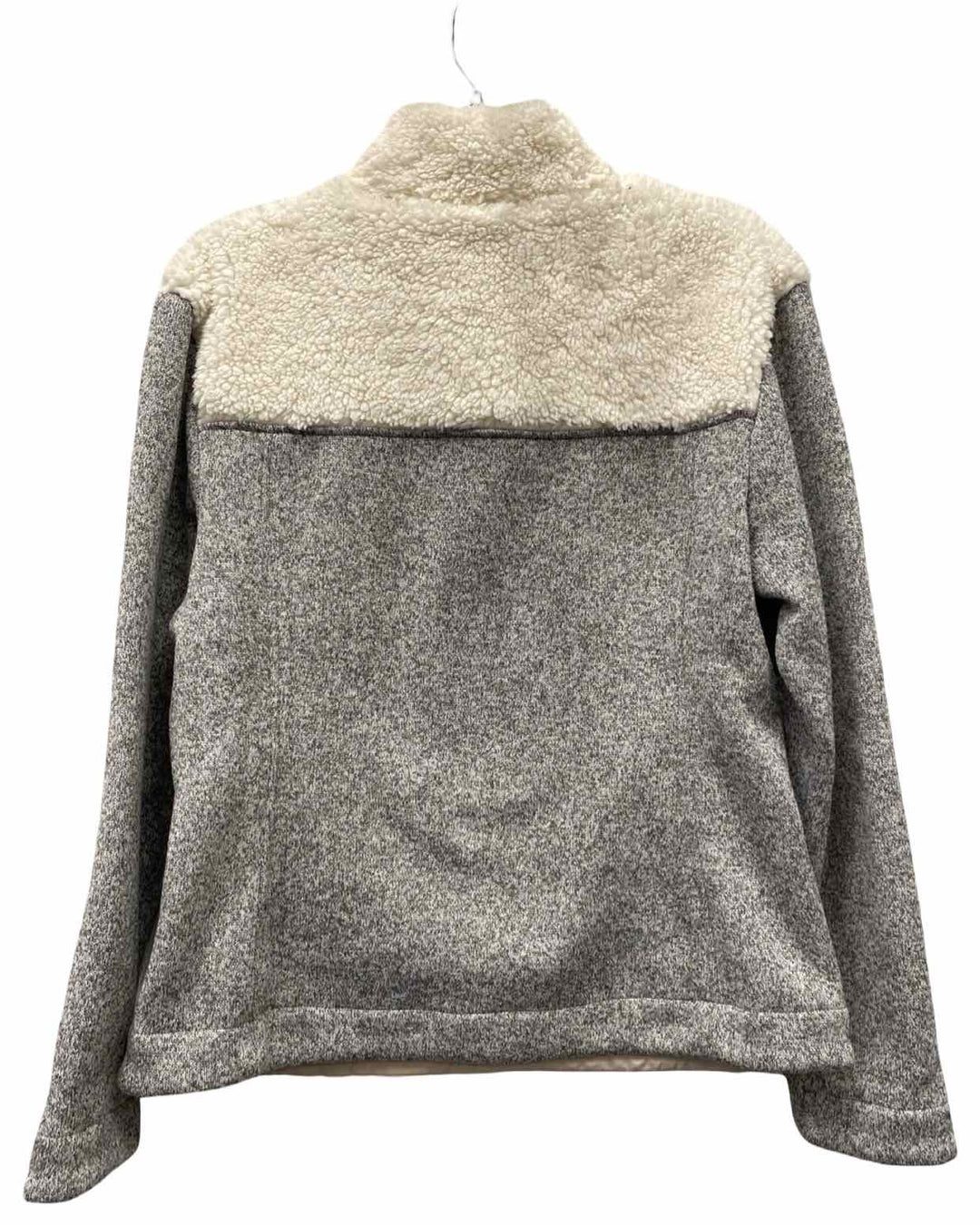 Title Nine Size M Gray White Quater Snap Sweater