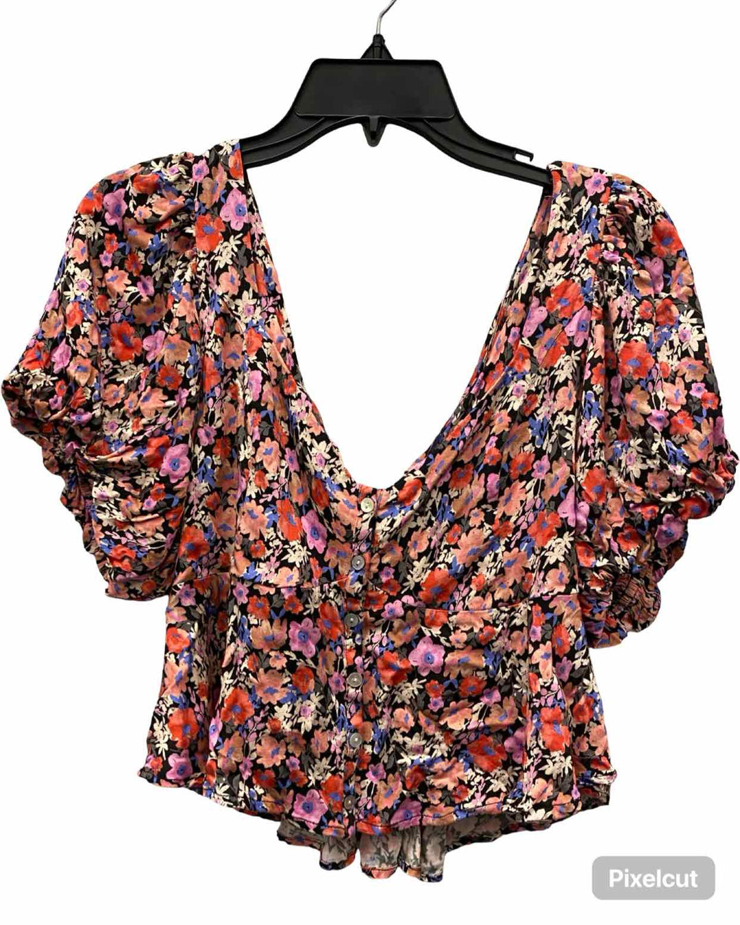 SALTWATER LUXE Size M Pink Multi Floral Short Sleeve Shirts