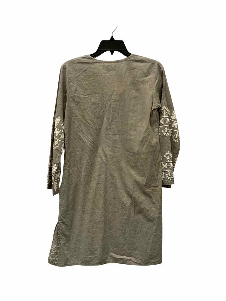 Madison Mathews Size XS Gray Swimsuit Coverup