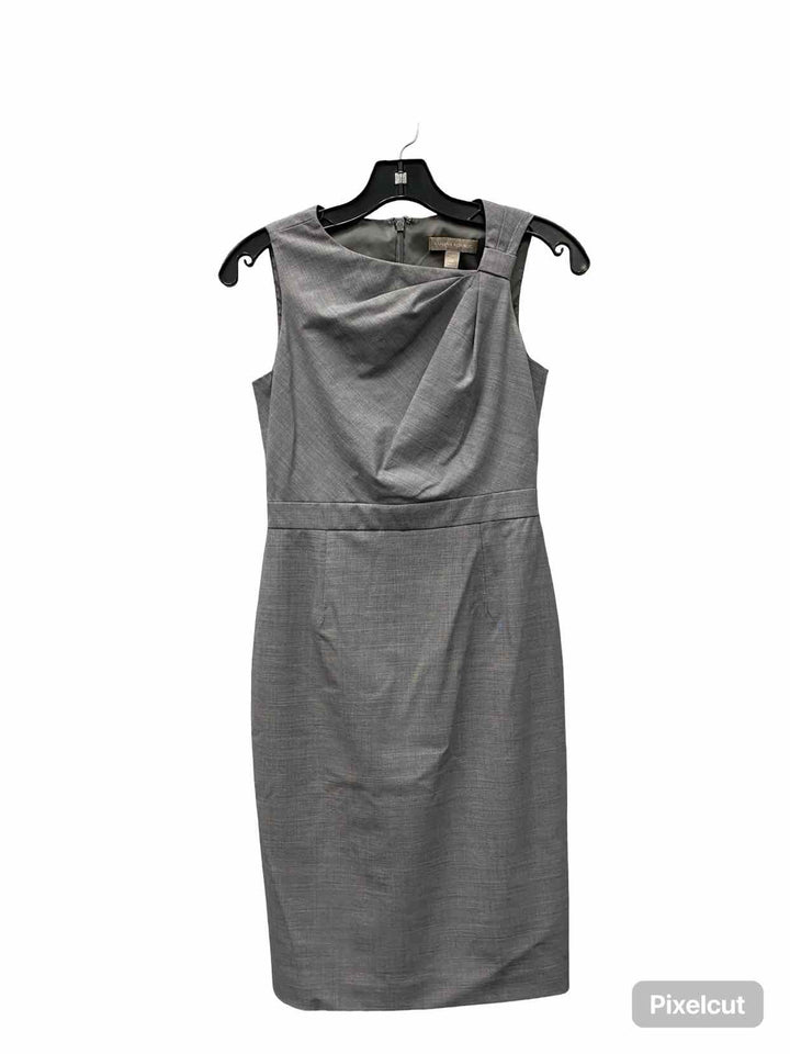 Banana Republic Size 0P Gray Dress
