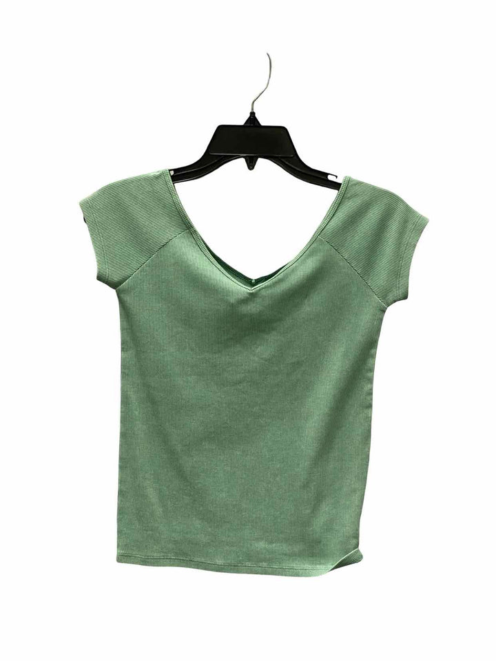 American Eagle Size M Green Short Sleeve Shirts