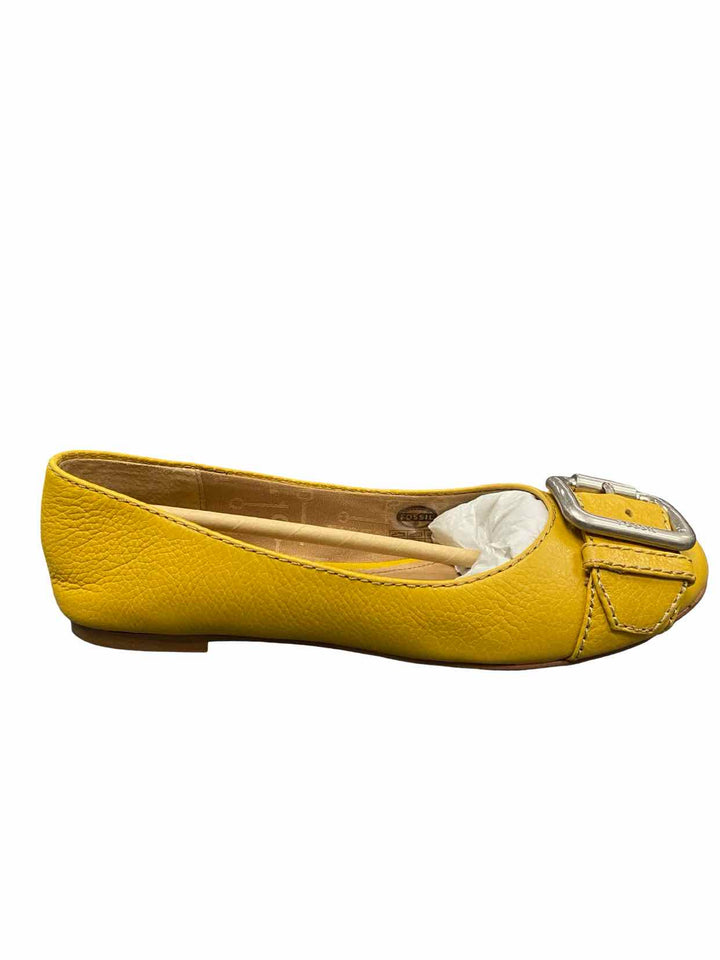 Fossil Shoe Size 7 Mustard Yellow Pebbled Leather Flats