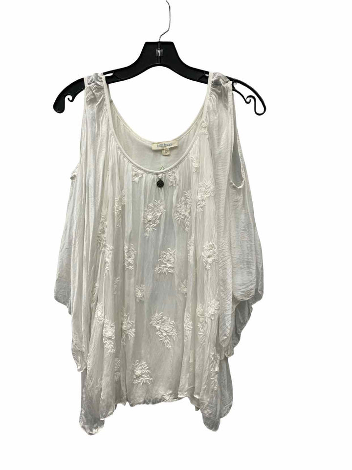 belle france Size L White Floral Long Sleeve Shirts