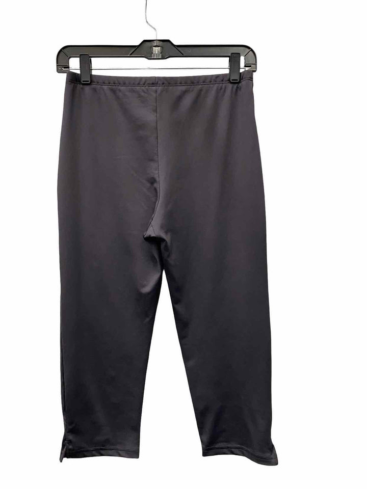 aspire Size M Dark Grey capri length Athletic Pants