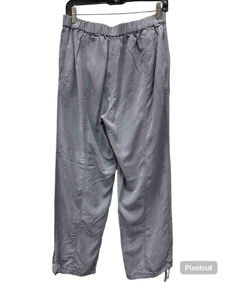 Vuori Size M Grey Pants