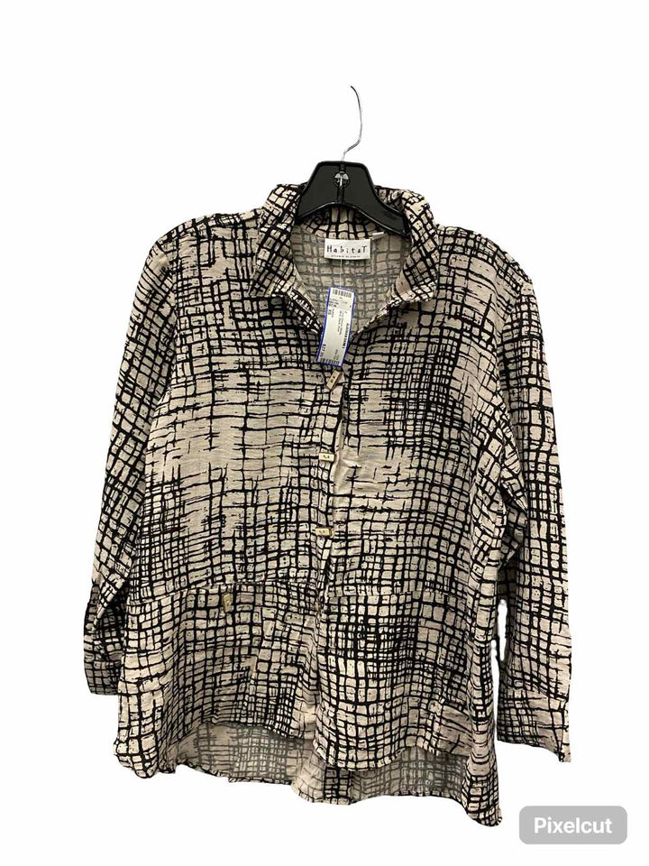 Habitat Size XS White Black Print Long Sleeve Shirts