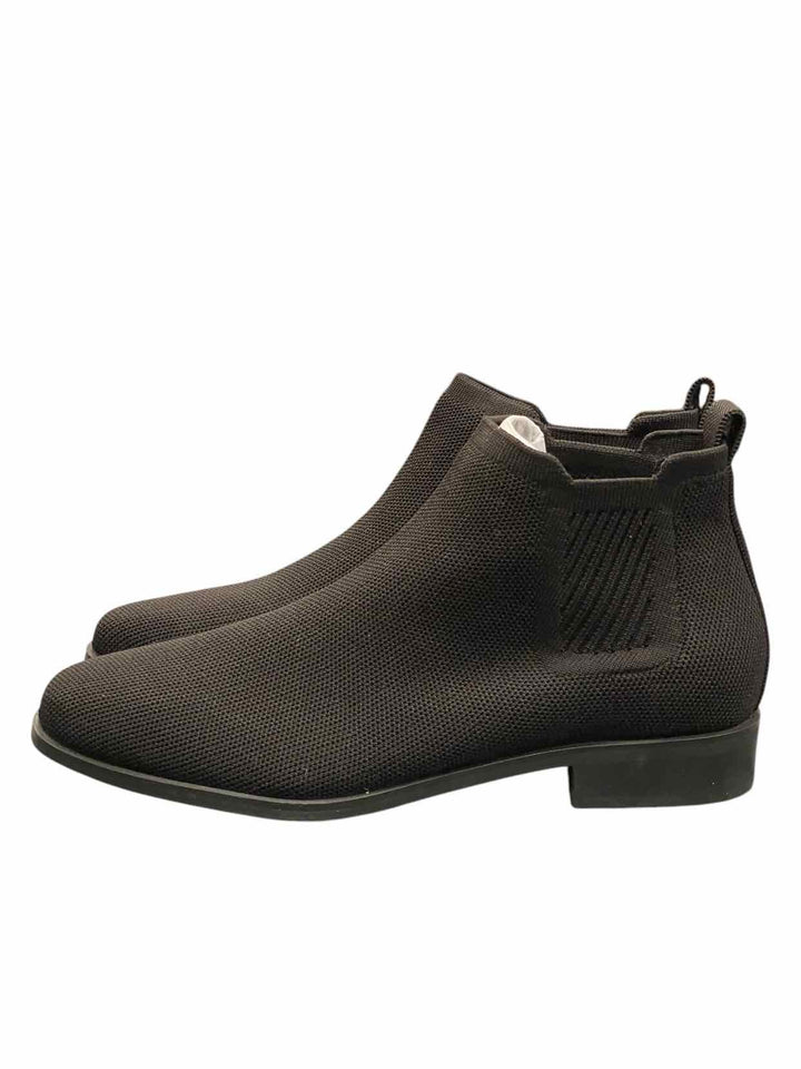 Vivaia Shoe Size 39 Black Square-Toe Water-Repellent NWOT Boots(Ankle)