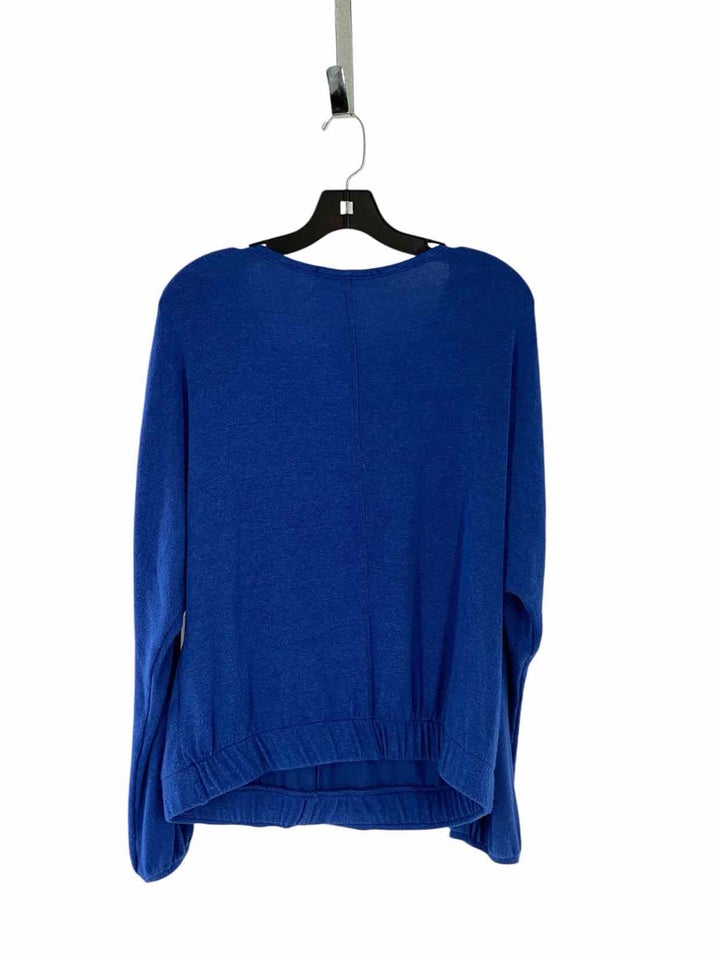 Self Contrast Size M Blue Sweater