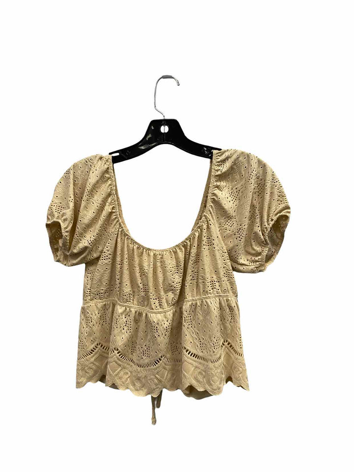 Urban Romantics Size M Beige Short Sleeve Shirts