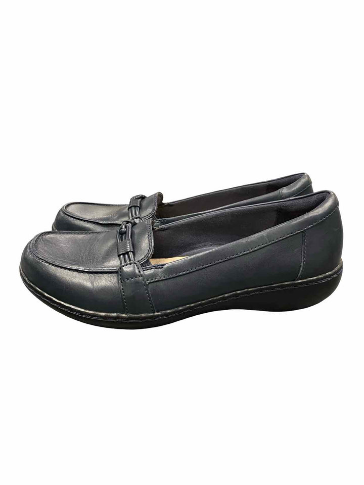Clarks Shoe Size 8 Navy Loafers