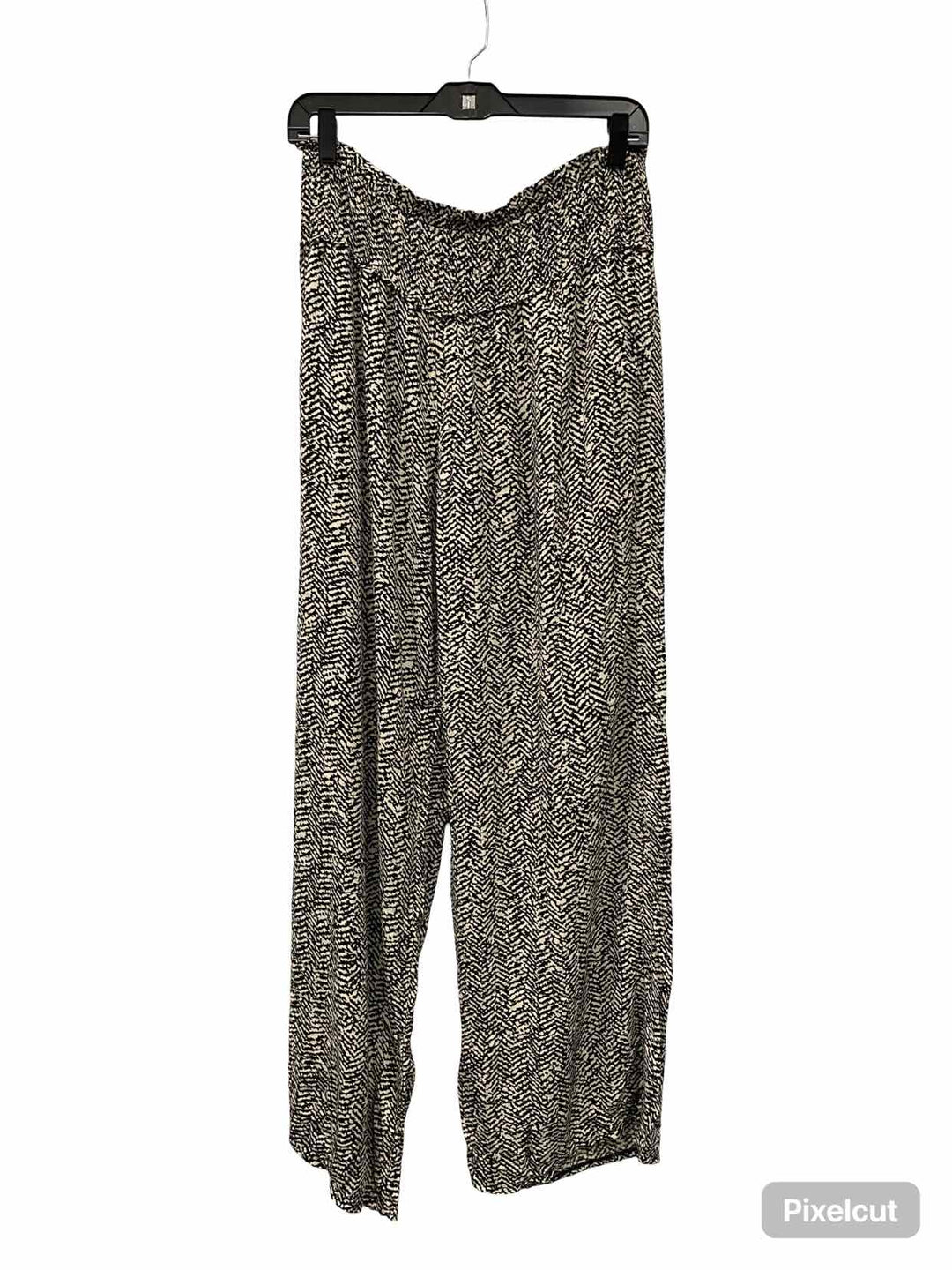 3 Dots Size M Black Print Pants