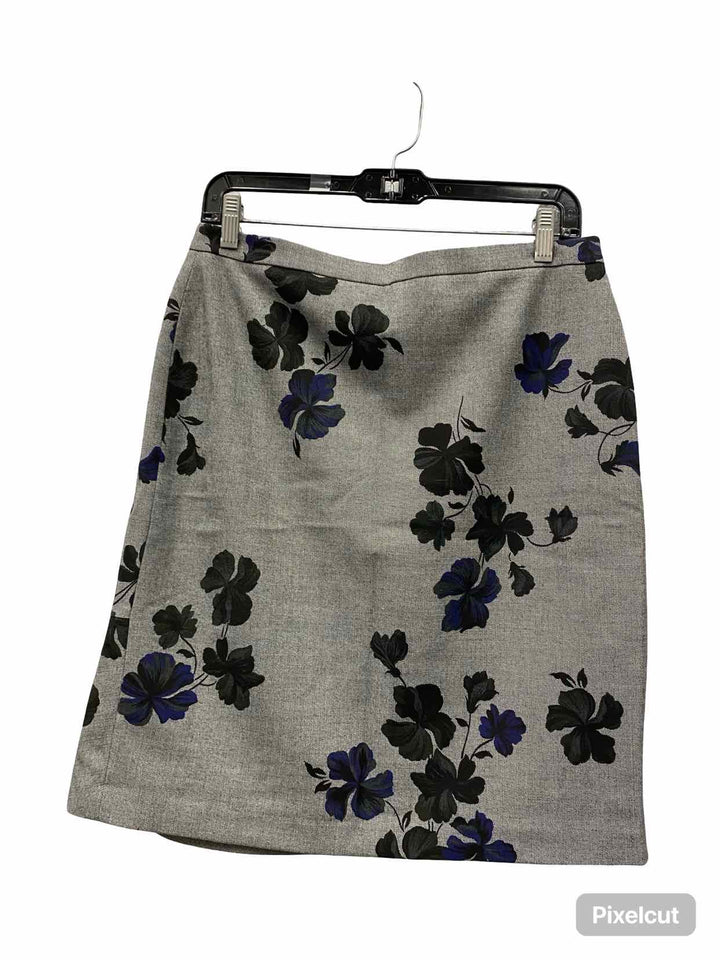 Ann Taylor Size 8P Gray Black Floral Skirt