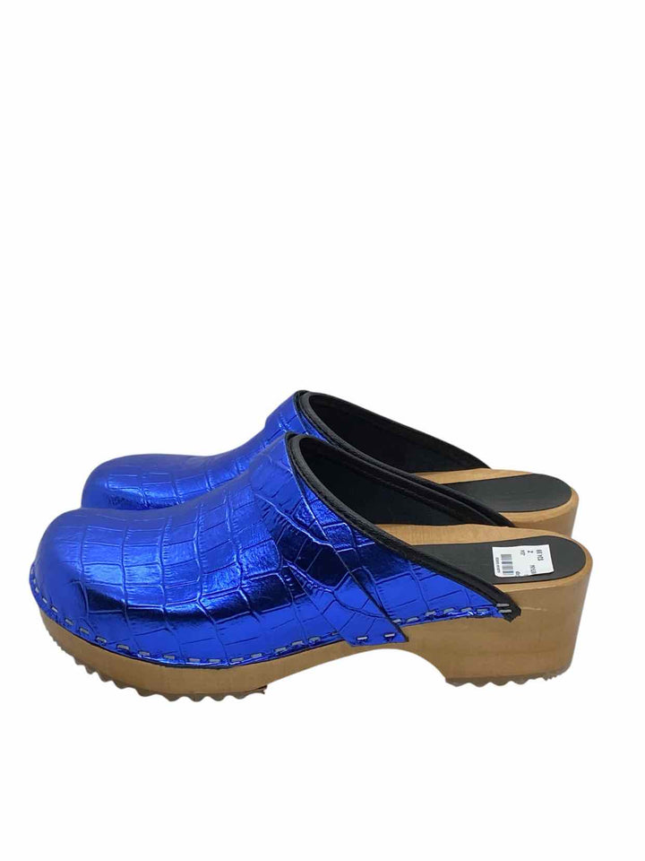 Bjork Shoe Size 8 Blue Clogs