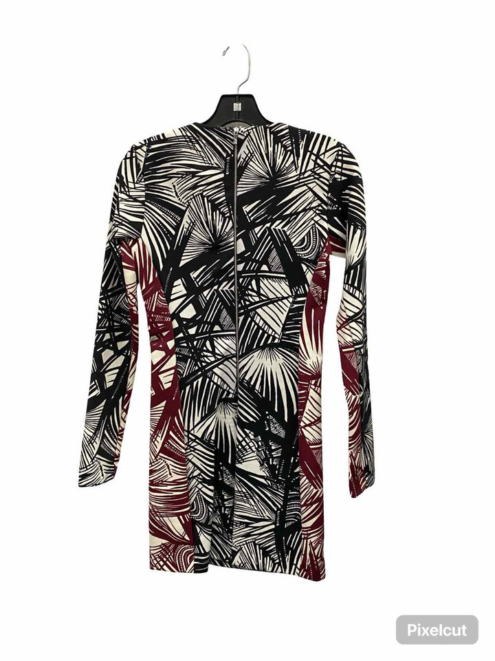 Elizabeth and James Size 4 Black White Dress