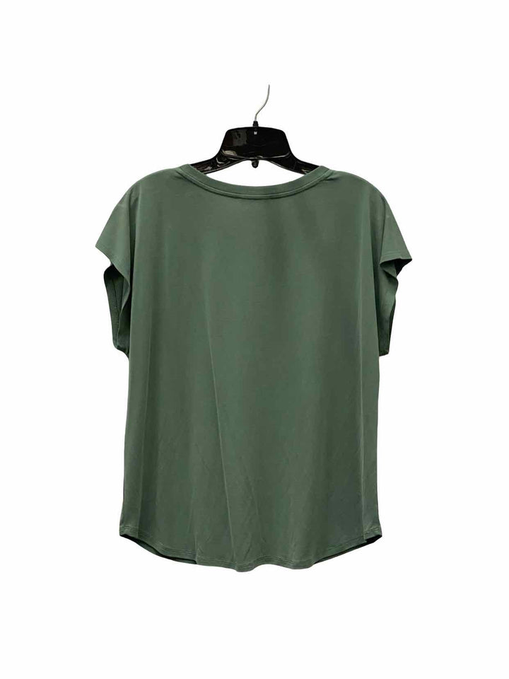 Double Zero Size M Green Short Sleeve Shirts